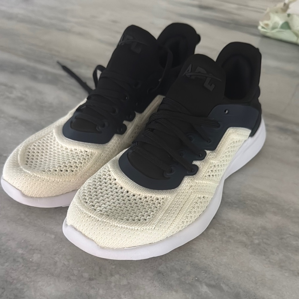APL Women's Athletic Shoes in Black and Cream